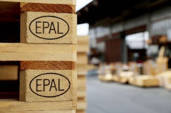 Europalette EPAL Holzpalette, ideal für Upcycling! (Gebraucht) in Bern Europalette EPAL Holzpalette, ideal für Upcycling! (Gebraucht) in Bern