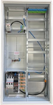 Hager Zählerschrank 3-Punkt mit APZ-Feld bestückt und anschlussfertig Hager Zählerschrank 3-Punkt mit APZ-Feld bestückt und anschlussfertig