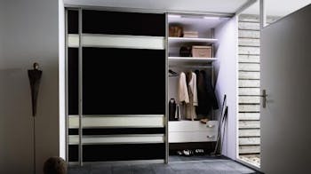 Kleiderschrank Schiebetüren 3m — Auswahl