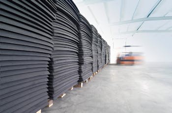 13KB 2001 null null null null null 3 18 2003 null lZUoS3KyEhLcfM