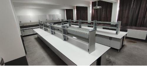 Service Lab Column Buy Laboratory Systems - Modular Benches with Wheels for Easy ...
