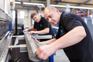 km_blechbearbeitung_gmbh_firmenpräsentation_7_Kanten