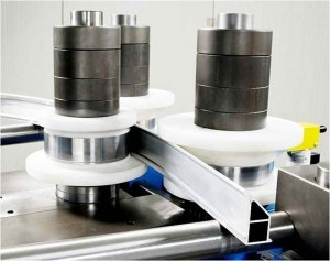 heil_stahlrohrgestelle_gmbh_firmenpräsentation_3_CNC 3-Rollen Walzen