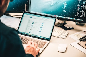 holzer_druck_&_medien_gmbh_&_co_kg_firmenpräsentation_4_Web-to-Print-Lösungen und Online-Shops