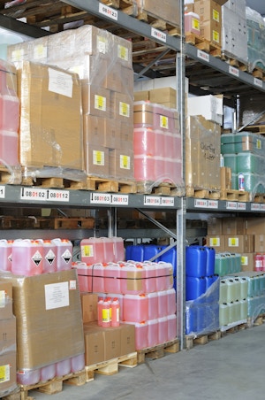 cleanagent_mehlfeld_+_göring_gmbh_firmenpräsentation_3_Mit modernen Hochregallager über 1.500m²