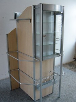 heil_stahlrohrgestelle_gmbh_firmenpräsentation_8_Werbedisplays