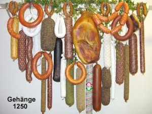 attrappen_döring_gmbh_firmenpräsentation_1_Wurst-Gehänge