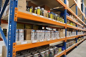 toplac_autolackierbedarf_gmbh_firmenpräsentation_5_Lager