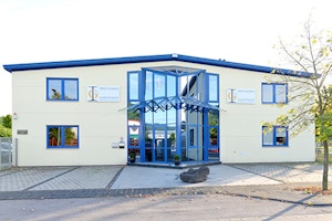 global_innovations_germany_gmbh_&_co._kg_firmenpräsentation_1_Gebäude Longuich